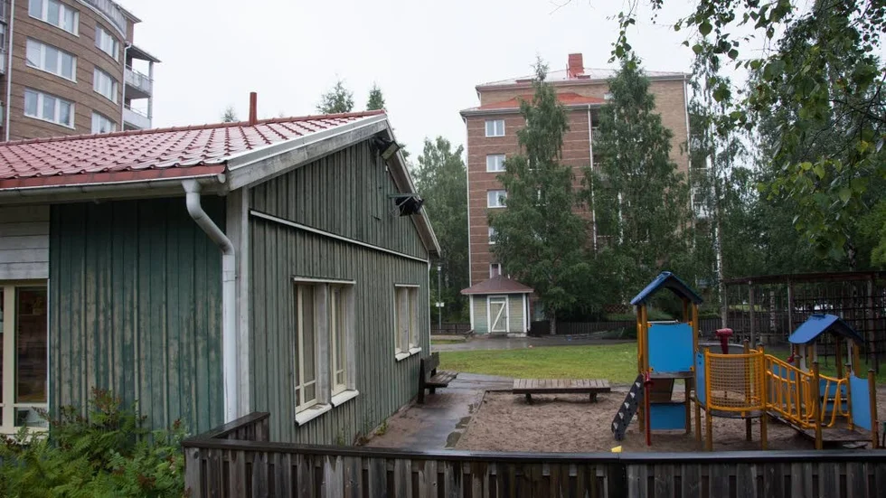 Förskola. Seminariets förskola, i förgrunden, kan byggas om till lägenheter den dag då kommunen inte längre har behov av förskola på området. Lokalen ingår i Lulebos kartläggning.