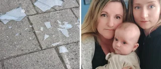 Nära att träffas av fallande glasruta från "partihus" under barnvagnspromenaden: "Hade änglavakt"