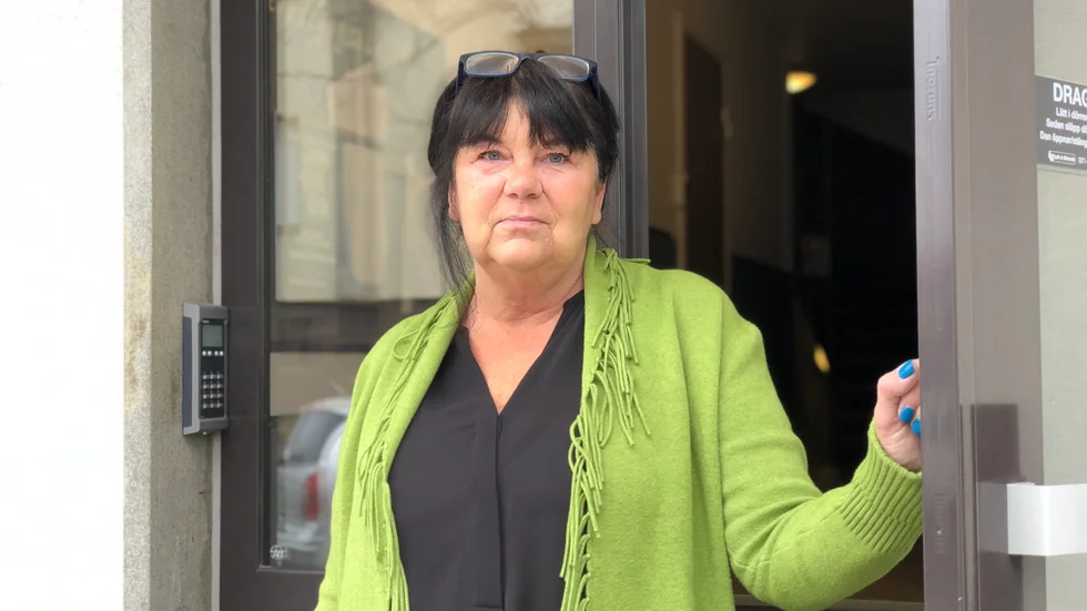"Ingen har sett den försvinna", säger Annika Sigurdson, vars nylevererade säng ska ha försvunnit på fem minuter.