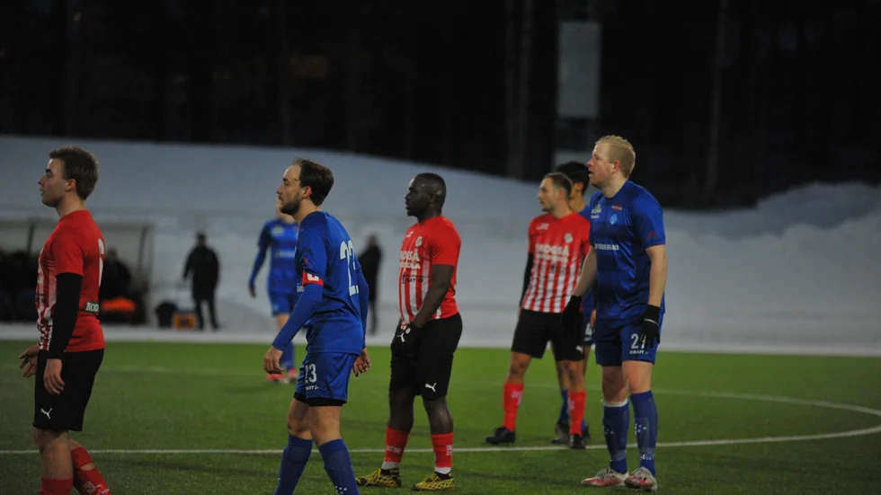 Moise Swedi gjorde mål igen för sitt Skogså.