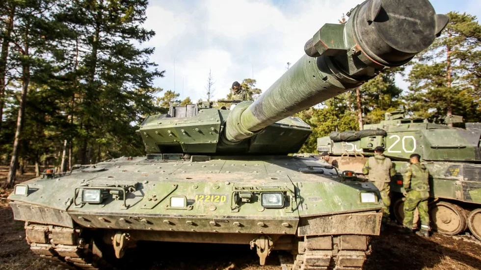 Beslutet från Miljöprövningsdelegationen innehåller en rad detaljerade villkor om hur mycket av olika typer av ammunition som får nyttjas.