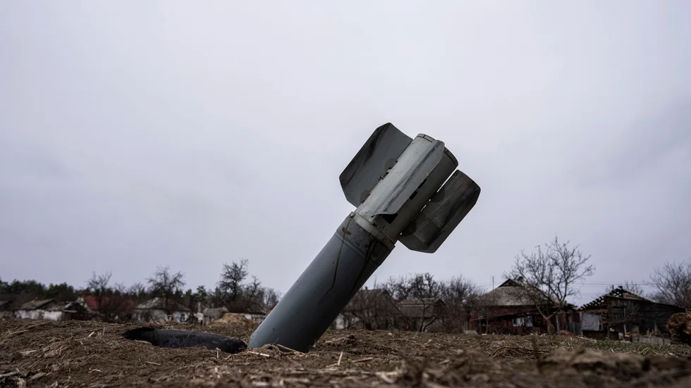 Närmare 9|000 ukrainska soldater har dödats sedan den ryska invasionen inleddes, enligt Ukrainas överbefälhavare. Bilden är tagen i närheten av staden Dnipro. Arkivbild.