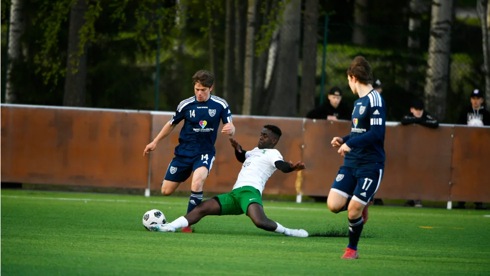 Abdifatah Dahir gjorde Moröns mål när de åkte ur DM mot Holmsund. Bilden är från ett tidigare tillfälle.