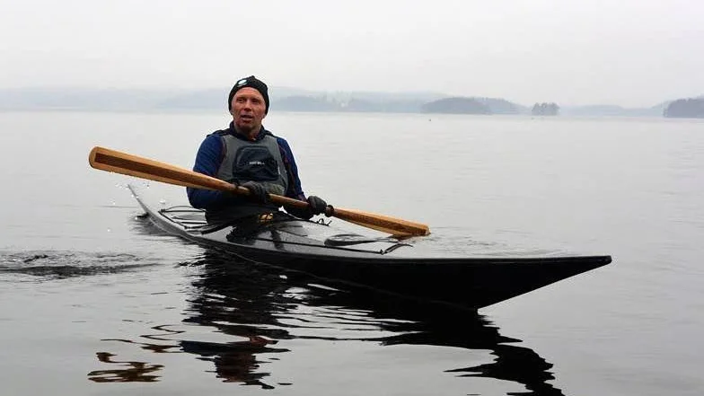 Christer Eriksson blev 54 år gammal. Han avled av skadorna efter en fallolycka vid en undersökning av fåglar i södra länsdelen.