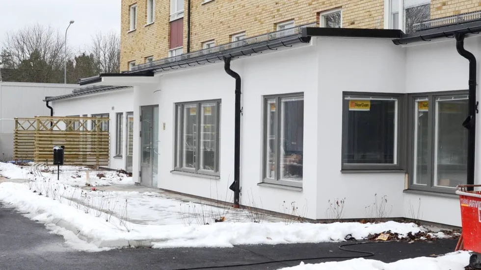 Snart klart. En utbyggnad har gjorts till de lägenheter som tillhör gruppboendet och om några veckor är det helt klart.