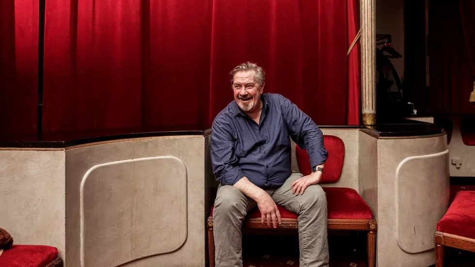 Allan Svensson möter hela Sverige i den hyllade humormonologen "Mr Morfar", som kommer till länet i slutet mars nästa år. "Det är ett träffsäkert manus, som säkert många kommer känna igen sig i", säger Allan Svensson.