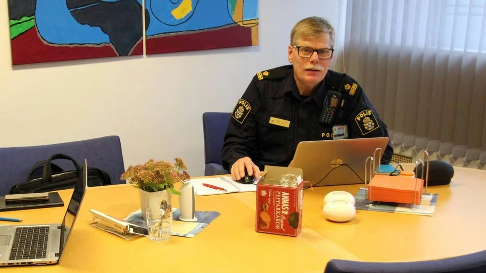Peter Viveland står till tjänst vid frågor och anmälningar  som håller sig kring lag och ordning.