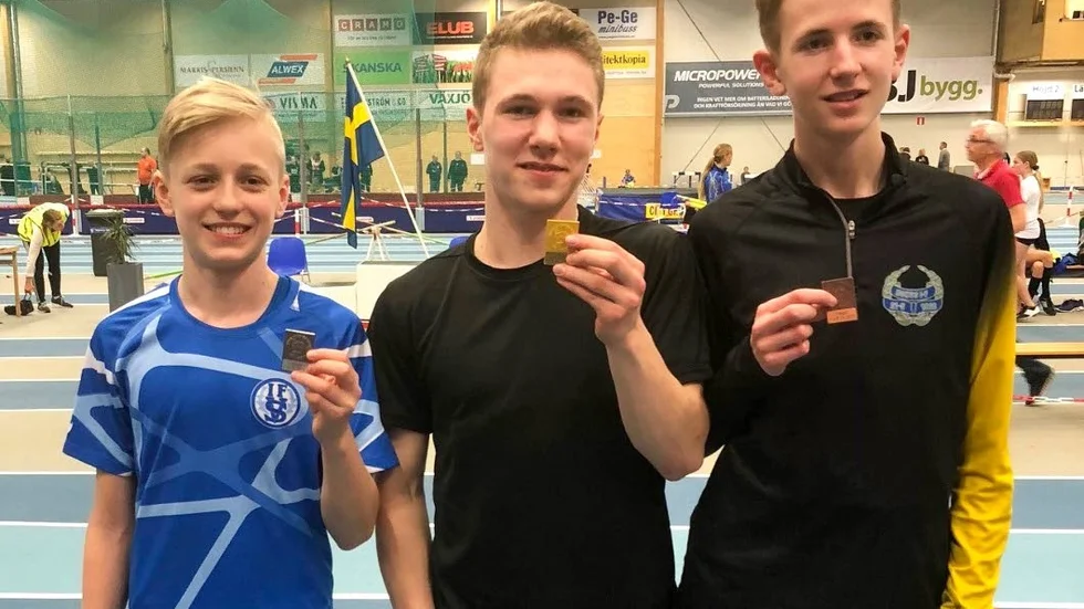 Sebastian Håårdh, till vänster, tog silver i längdhopp vid Götalandsmästerskapen.