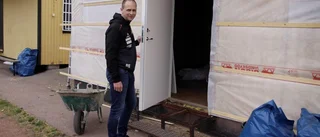 Hybridgräsplan dissas av politikerna