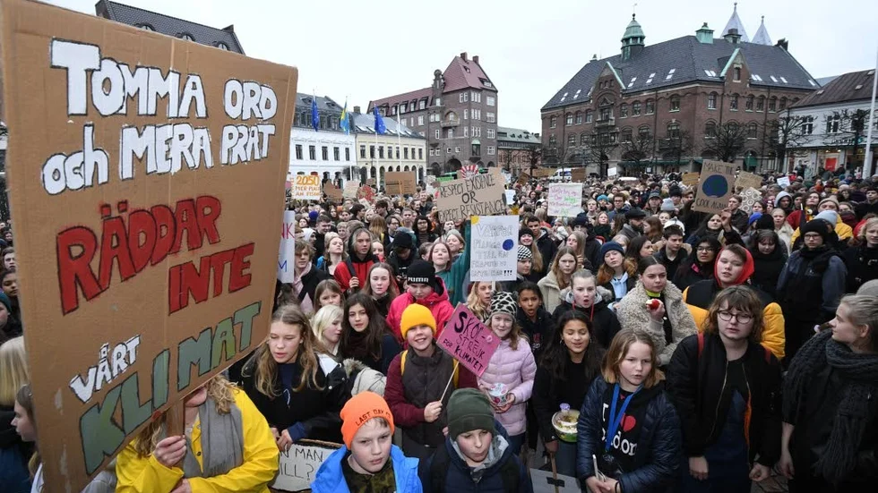 Ungdomar världen över som manifesterar för klimatet gör helt rätt, skriver Hållbart Rimforsa i ett svar på en krönika i Corren.