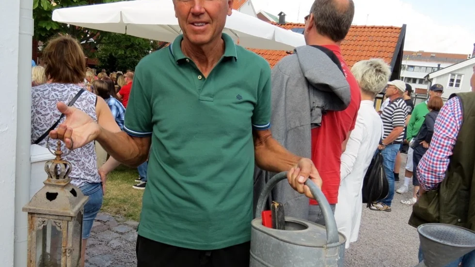 Diana Johansson var nöjd med fyndlådan hon ropade in.
