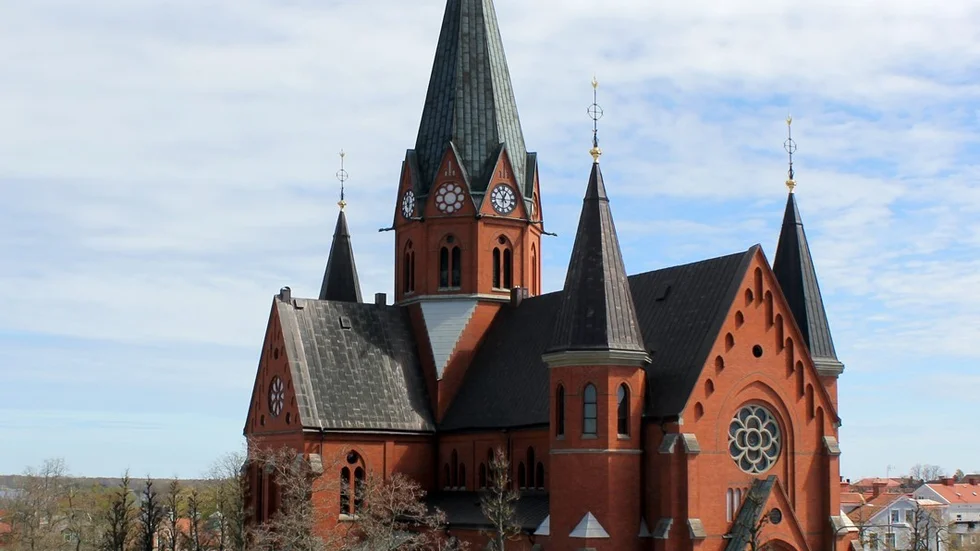 Svenska kyrkan i Västervik erbjuder dop för alla åldrar i Sankt Petri kyrka kommande lördag. Foto: Lena Dahlberg