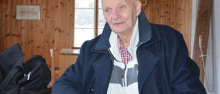 Konstnärer ordnar konstläger
