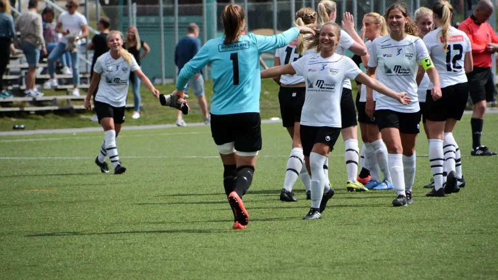 ARKIVBILD. Kenty vinnare i Dana Cup efter straffdrama.