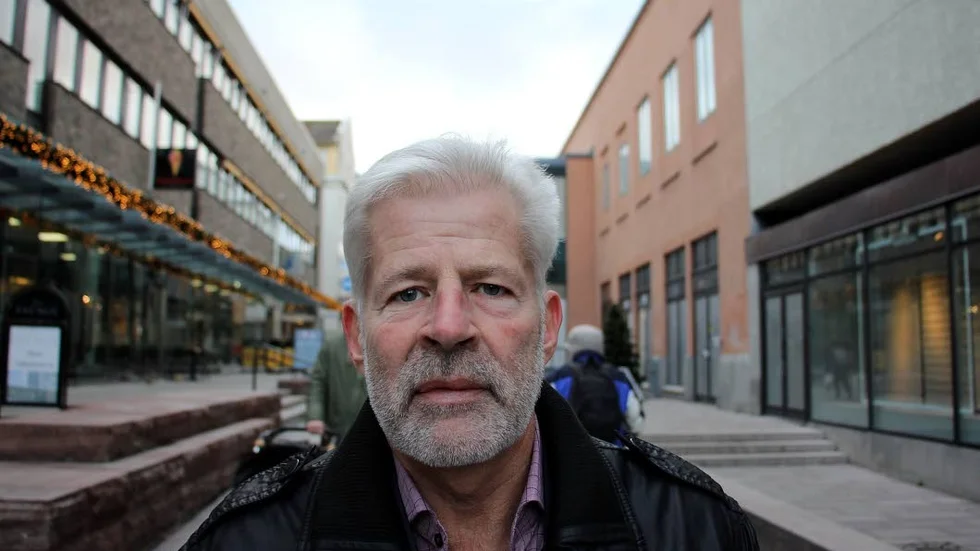 Kritisk. "När man sliter för att få ihop arbetstillfällen i landet, så tycker jag att detta förslag om extra bankskatt, är konstigt." säger Ronny Mårtensson, vd för Åtvidabergs sparbank.
