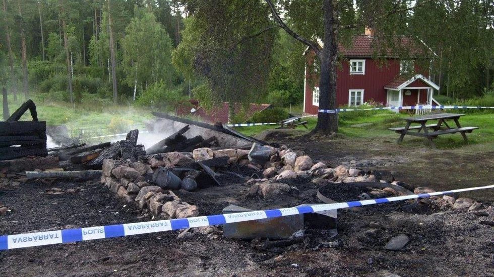 Emils Snickerboa i Katthult är en av många anlagda bränder som Gryningspyromanen misstänks ligga bakom.