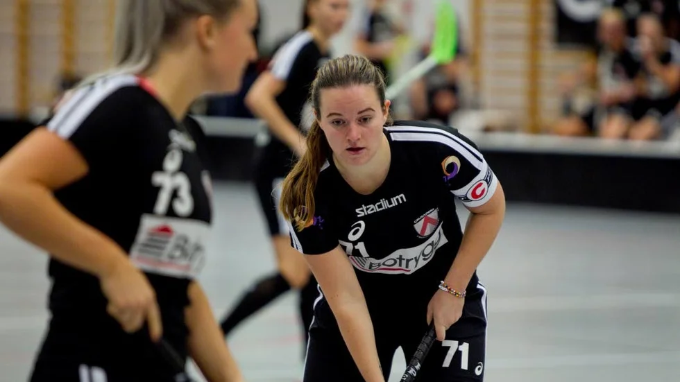 Maja Liljeroth hann spela några byten mot Rönnby för en tid sen, men nu tvingas hon lägga ner säsongen.