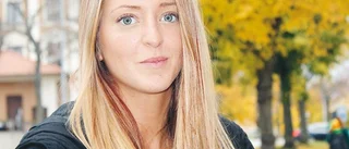 Emelie lever för att resa