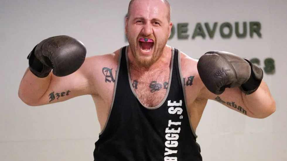 Stark. Irman Smajic gick från överviktig till fighter.