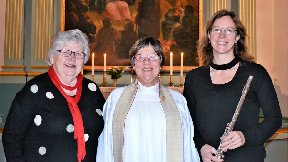 Birgitta Nilsson, Eva-Marie Hellman och Pia Sjöholm medverkade vid julottan.