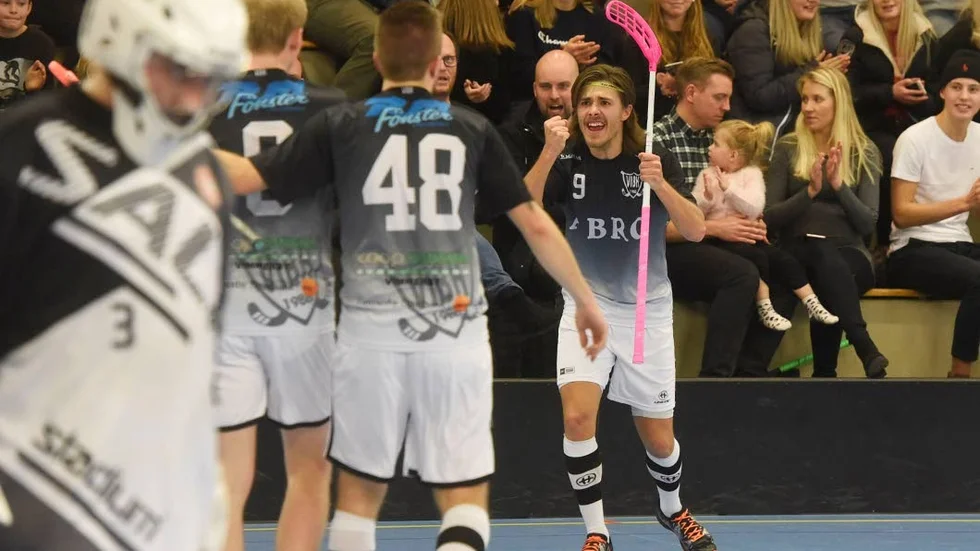 Vimmerby IBK tog sig till semifinal i Björnslaget i Göteborg.