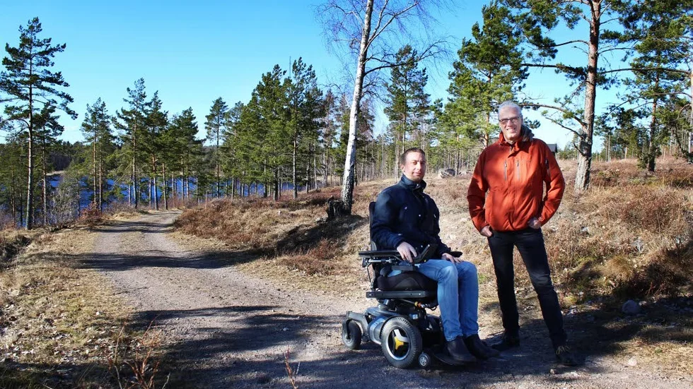 Optimistiska. Jonatan Merkel och Kenth Carlsson hoppas att de 20 tomterna vid Hästhagssjön kommer vara både sålda och bebyggda om tre år.