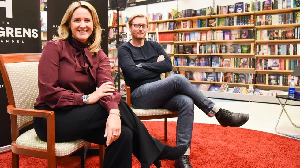 Denise Rudberg och Anders de la Motte pratar böcker i Västervik.
