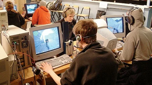 Rockpartys gamla klubblokal under Valhall var platsen för helgens LAN i Hultsfred.