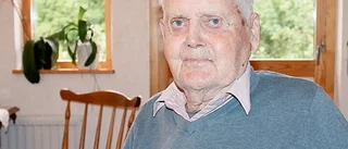 Henning Jonsson - en pigg 97-åring