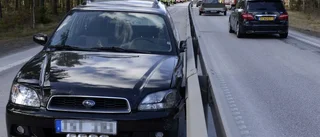 Personbil körde in i mitträcke