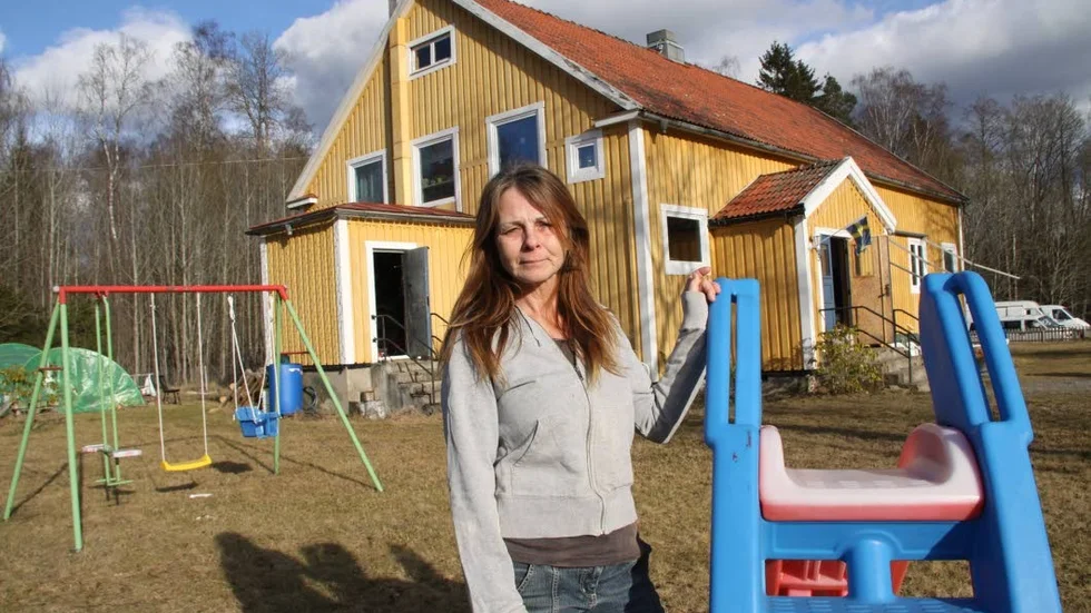 Först i kommunen. Maria Wiklund startar privat familjedaghem i Strålsnäs. Hon bor på Föreningsgatan i det som en gång var Folkets hus.