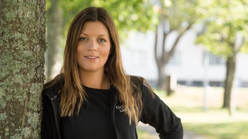 ”Nu handlar det om att komma in i jobbet och lära känna ungdomarna”, säger Linnéa Stenberg Johnsen som nyligen tillträtt som fältare i Västerviks kommun.