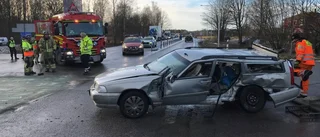 Fyra till sjukhus efter kollision