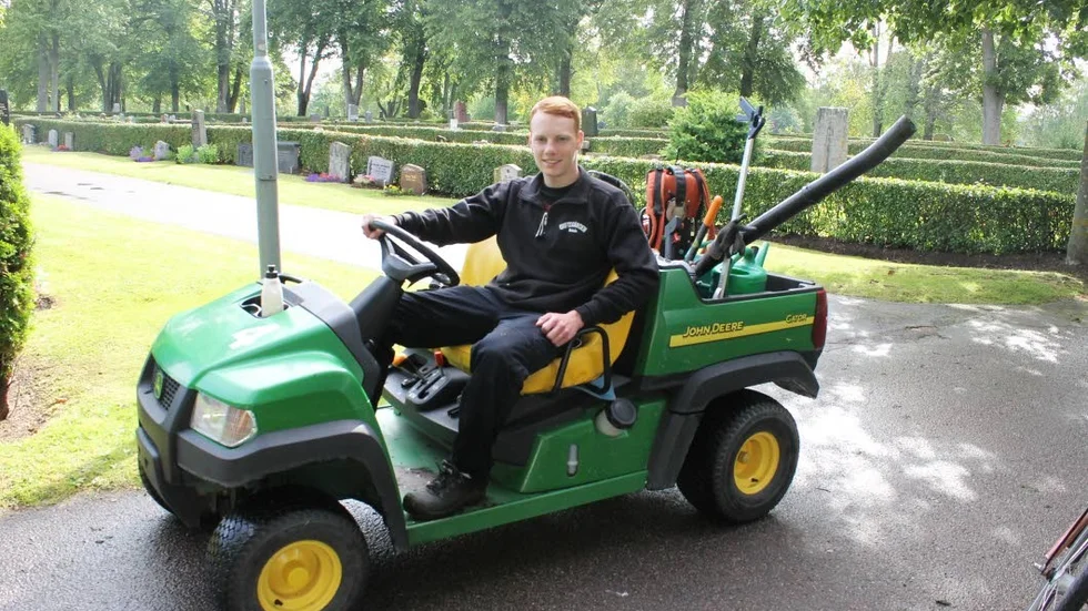 Gusten Birlev, 19 år har sommarjobbat 4 år på Griftegården.