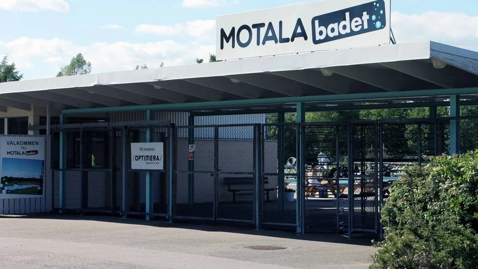 Motalabadet fick snabbt avsluta säsongen efter att pumpen till badet gått sönder.