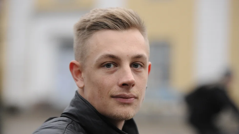 Tidningen träffar David Ebbesson när han är tillbaka i stan över jul.