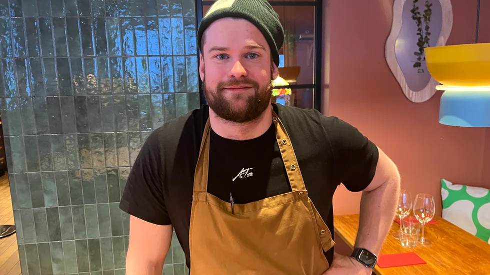 André Edlund, grundare av ATs krog i Luleå, tycker att man kan välja ut färre grejer som man lägger mer fokus på, på julbordet.