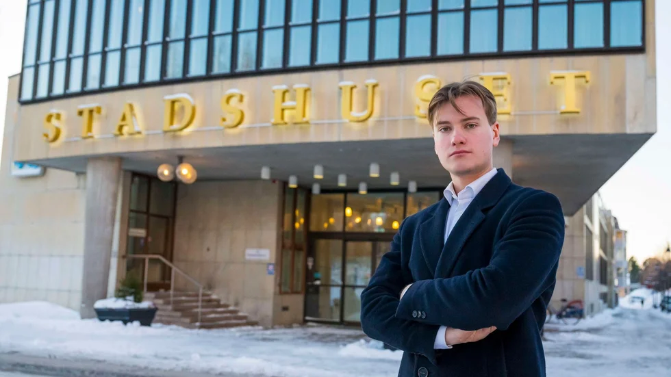 Dexter Krokstedt, gruppledare för SD i Luleå, överklagade kommunfullmäktiges beslut tillsammans med en partikamrat och fick rätt.