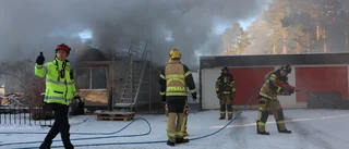 Fullt utvecklad villabrand – brinner ner till grunden