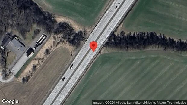 Stopp i ett körfält på grund av stillastående lastbil på E4