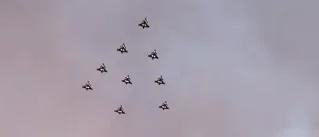 Här flyger finska flygvapnet med F21 – vilken julgran var bäst?
