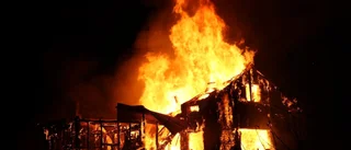 Villa i Alunda totalförstörd i brand