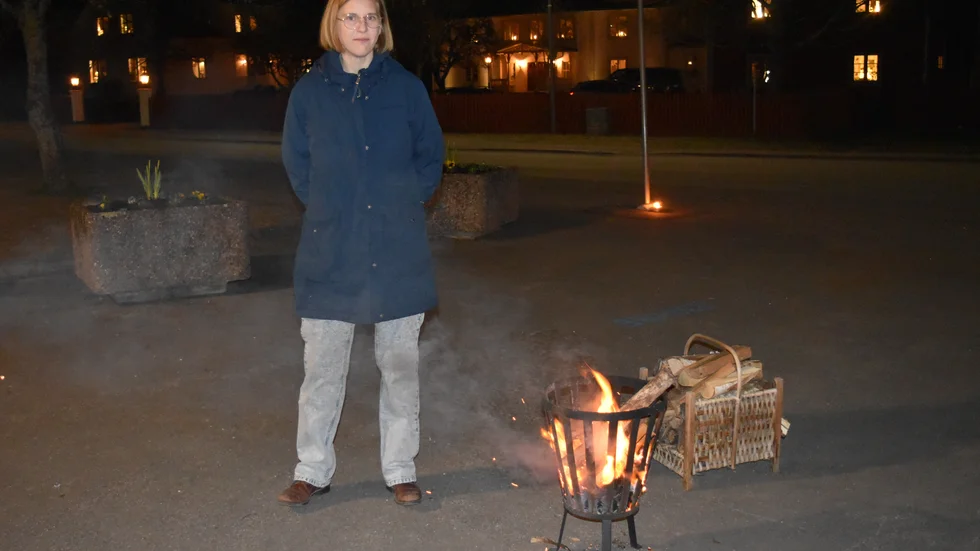 Charlotta Johansson jobbar som läkare på US i Linköping. "Jag försöker att åka kollektivt så mycket som möjligt", säger hon. 