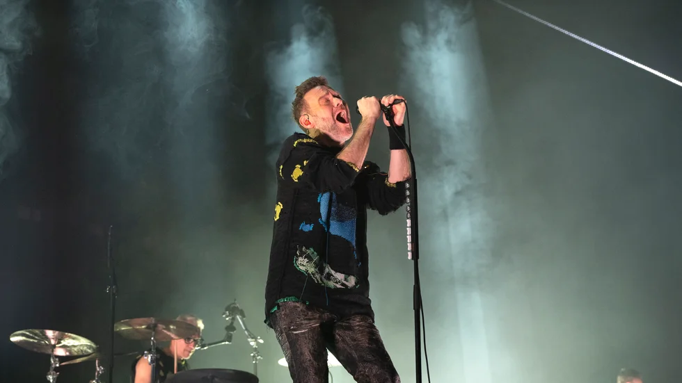 Joakim Berg under den första Kent-konserten på fredagskvällen.