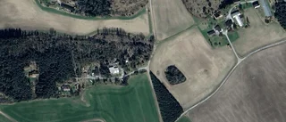 575 000 kronor blev priset när fastigheten på Vallby-Mälby 3 i Enköping bytte ägare