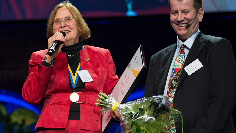 Barbara Bergström, grundare till Internationella Engelska Skolan i Sverige AB, är en av de stora vinnarna på friskolesystemet. Här tilldelas hon pris på en gala för Entrepreneur Of The Year.