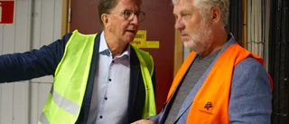 En minister med "träskalle" på besök hos Martinsons