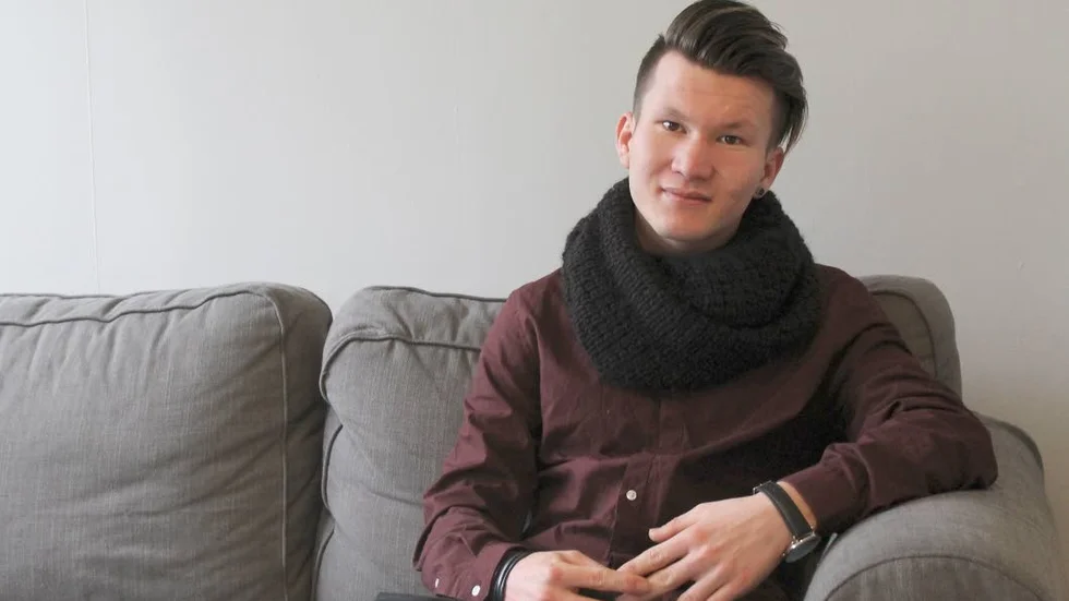 Säkerhet. Men inga rättigheter. Så ser Arif Moradis situation som papperslös ut just nu. "Killarna i Sörping är rädda. Vi stöttar varandra", säger han.
