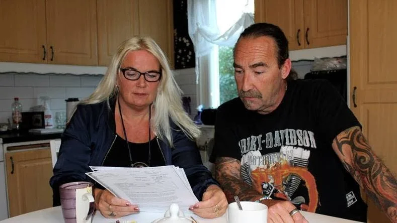 Offer. Malin Ärlemalm Derrick och Stefan Svensson från Skärblacka drabbades av den drograttfulle mannen. Nu har mannen friats två gånger. "Skrämmande ", säger paret till Folkbladet.