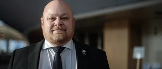 Kritiken: "Vi med en grop mitt i centrum och vet inte riktigt vad de ska bli av det"